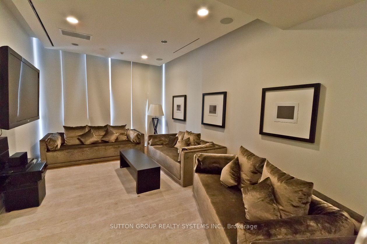 33 Charles St E, unit 1606 for rent - image #22