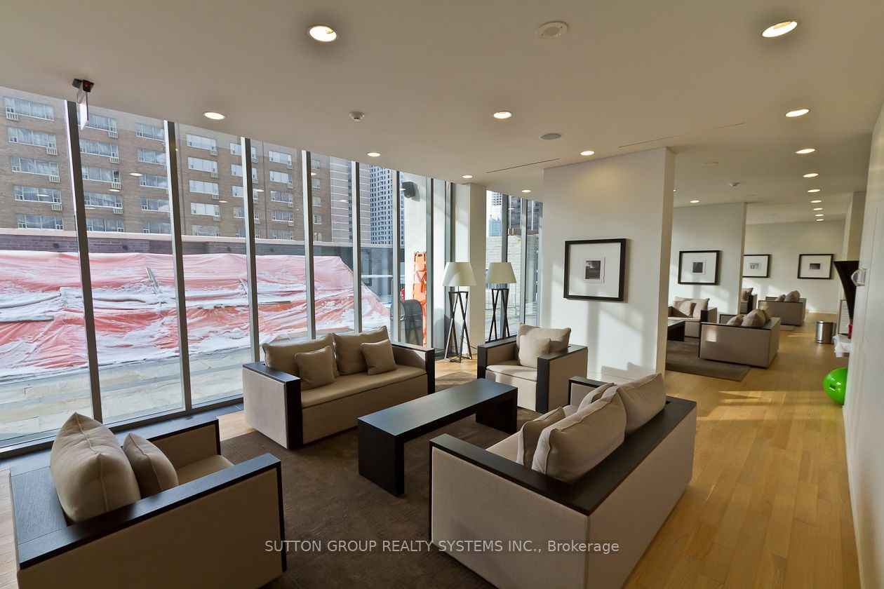 33 Charles St E, unit 1606 for rent - image #24