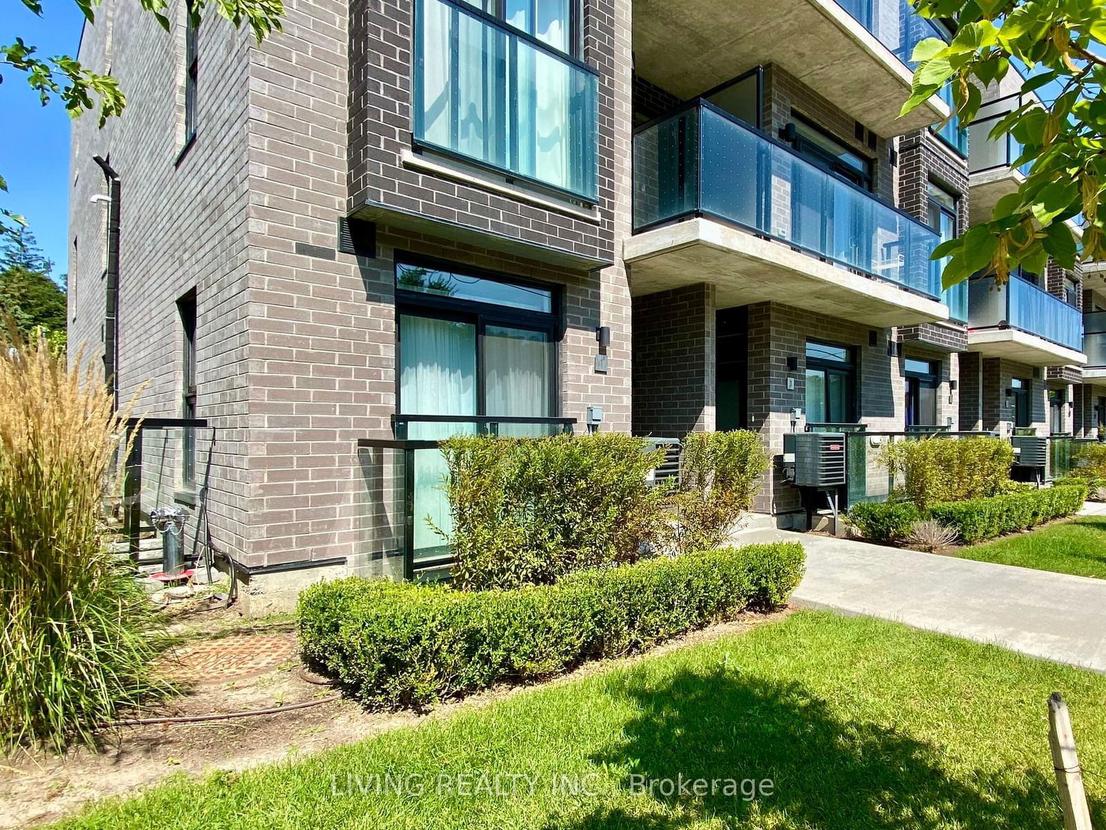 260 Finch Ave E, unit 1 for sale