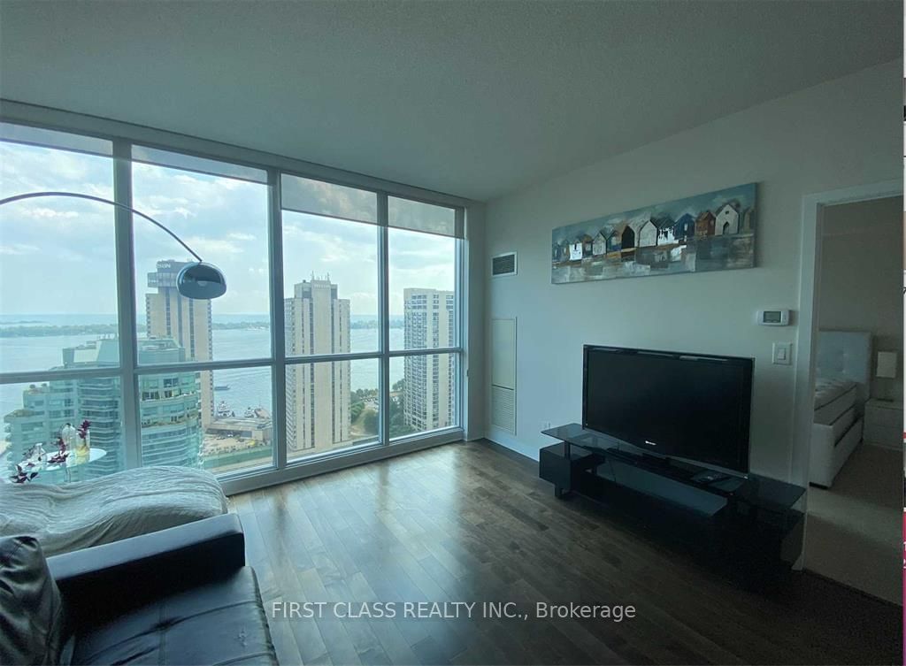 18 Harbour St, unit 3108 for rent - image #4