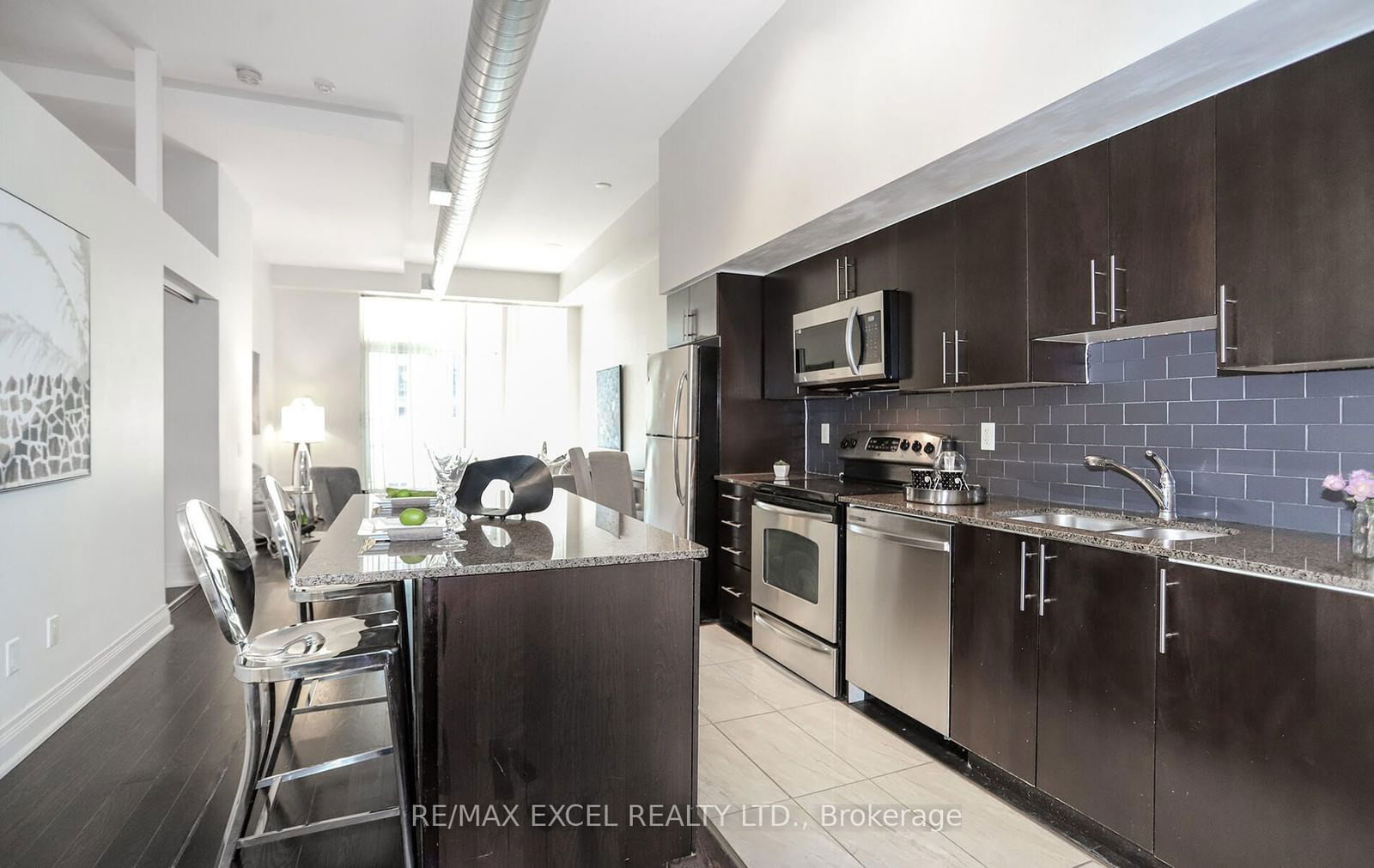 2191 Yonge St, unit Loft #4 for sale - image #16