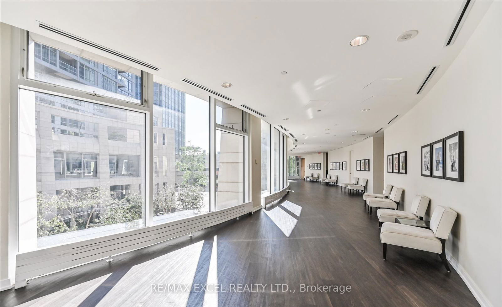 2191 Yonge St, unit Loft #4 for sale - image #24