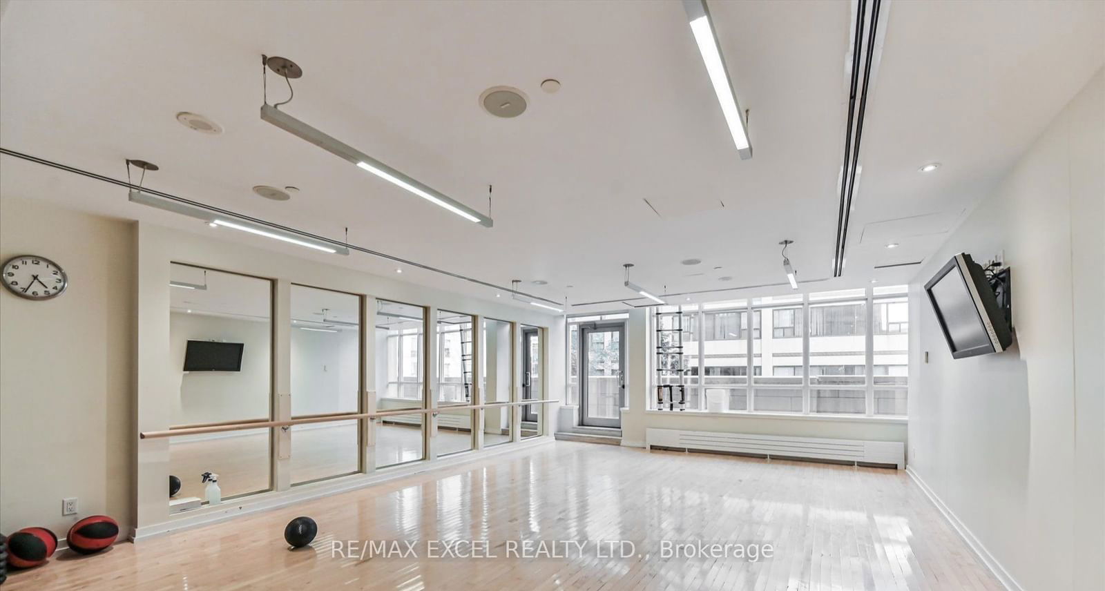 2191 Yonge St, unit Loft #4 for sale - image #25