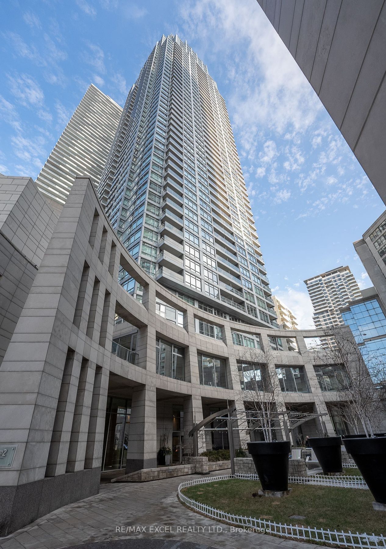 2191 Yonge St, unit Loft #4 for sale - image #28