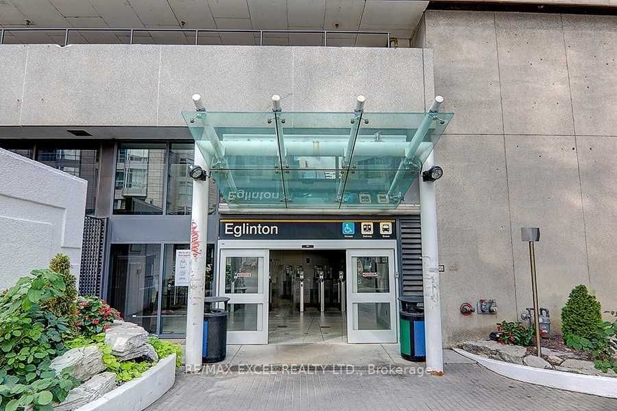 2191 Yonge St, unit Loft #4 for sale - image #37