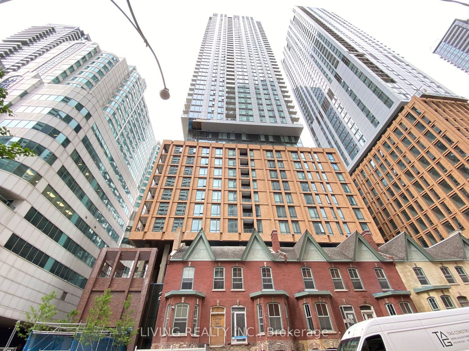 8 Widmer St, unit 3803 for rent