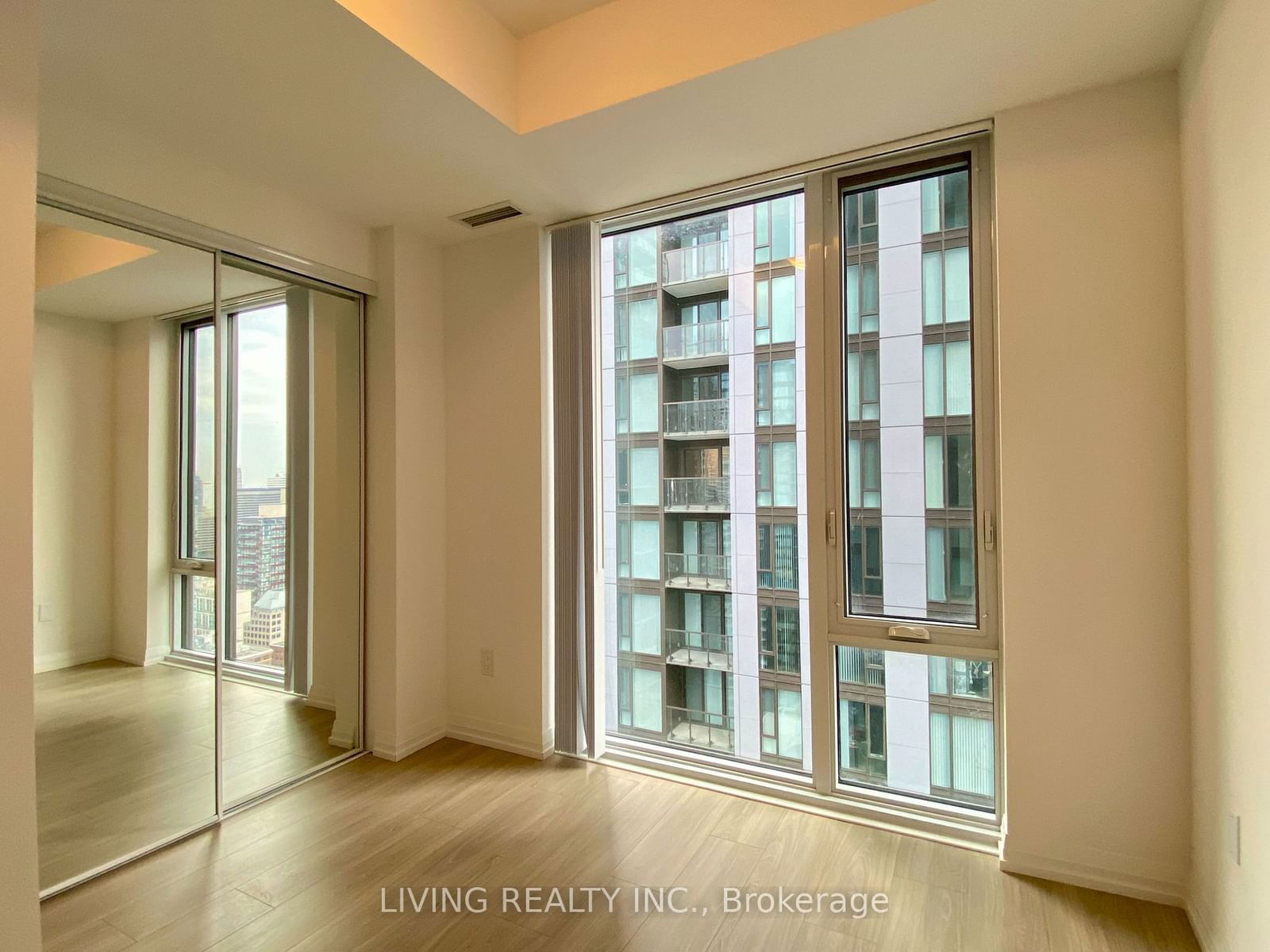 8 Widmer St, unit 3803 for rent