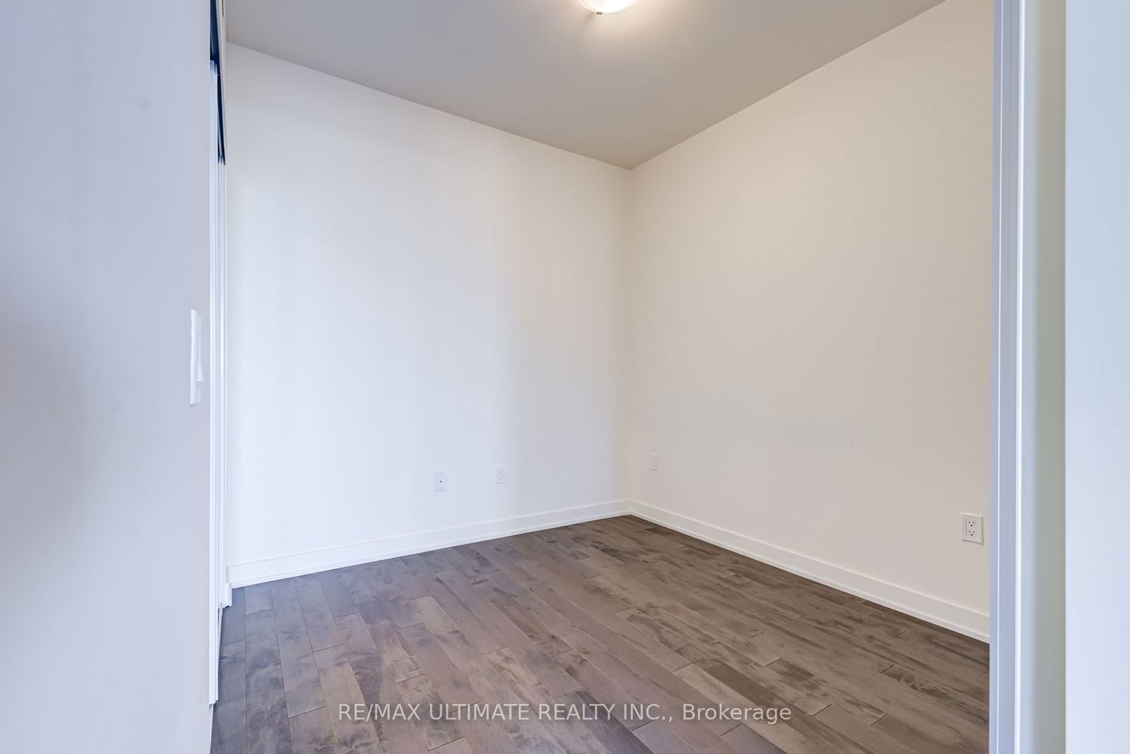 330 Richmond St W, unit 2509 for rent - image #16