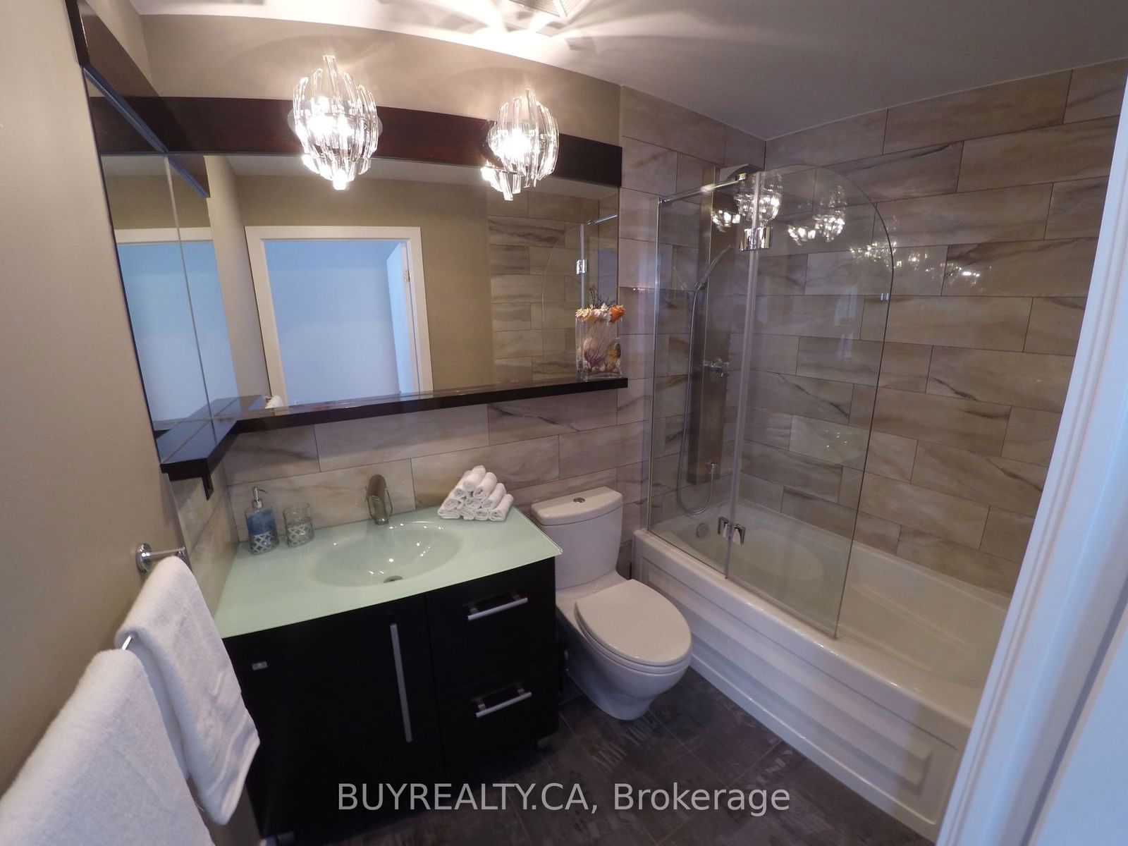 30 Canterbury Pl E, unit 905 for rent - image #10