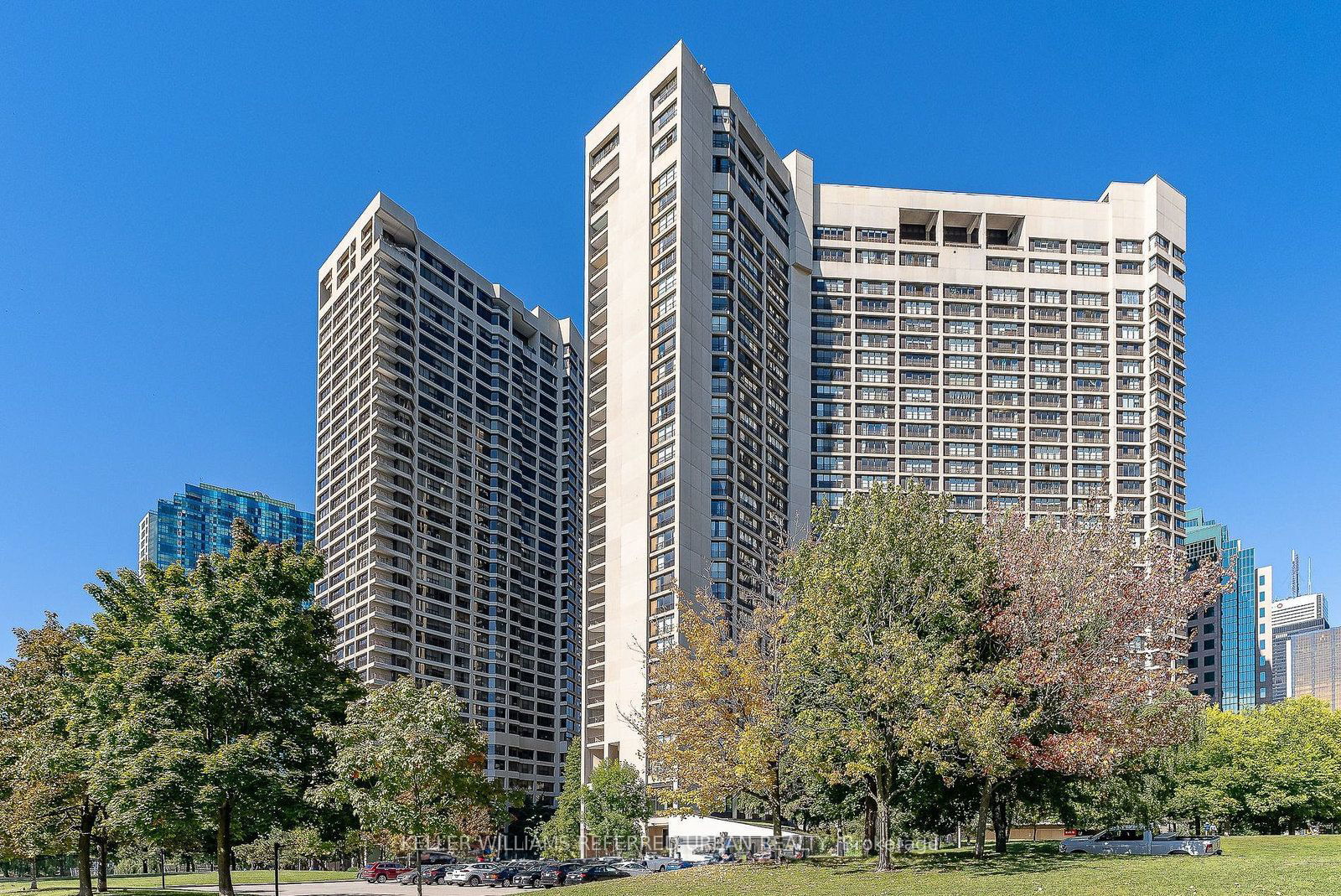 33 Harbour Sq, unit 1231 for rent - image #21