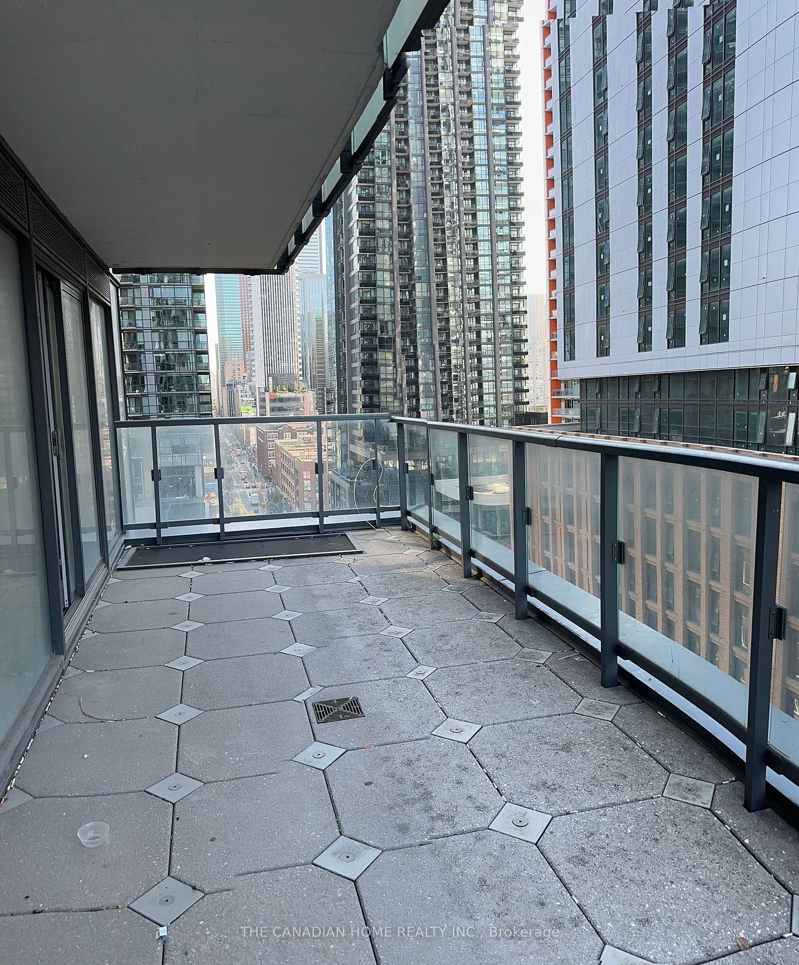 101 Peter St, unit 1206 for rent - image #5