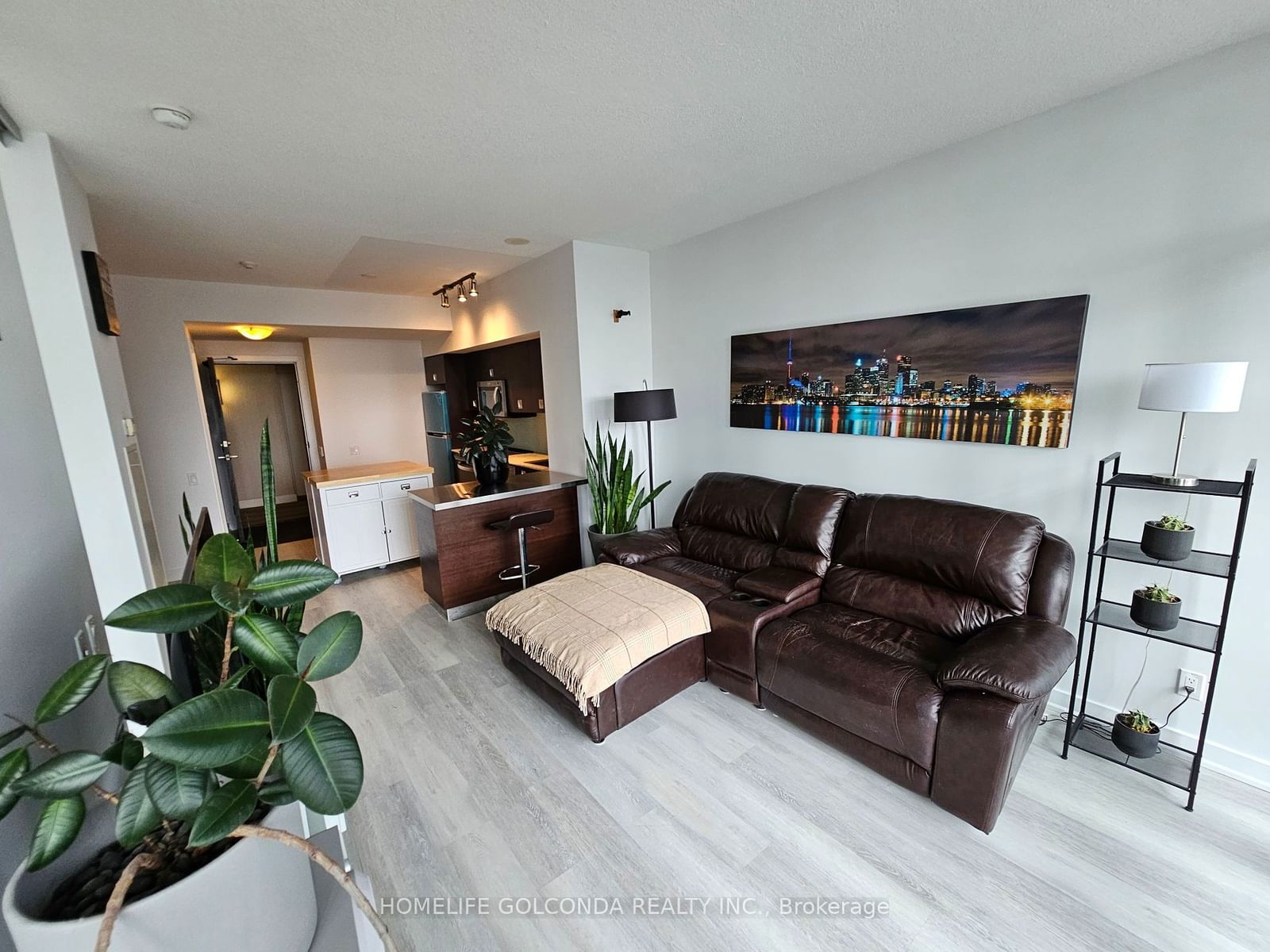 33 Charles St E, unit 2308 for sale - image #6