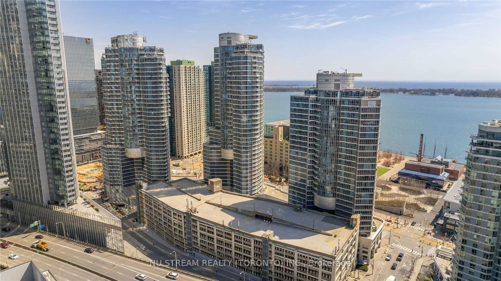 208 Queens Quay W, unit 314 for rent