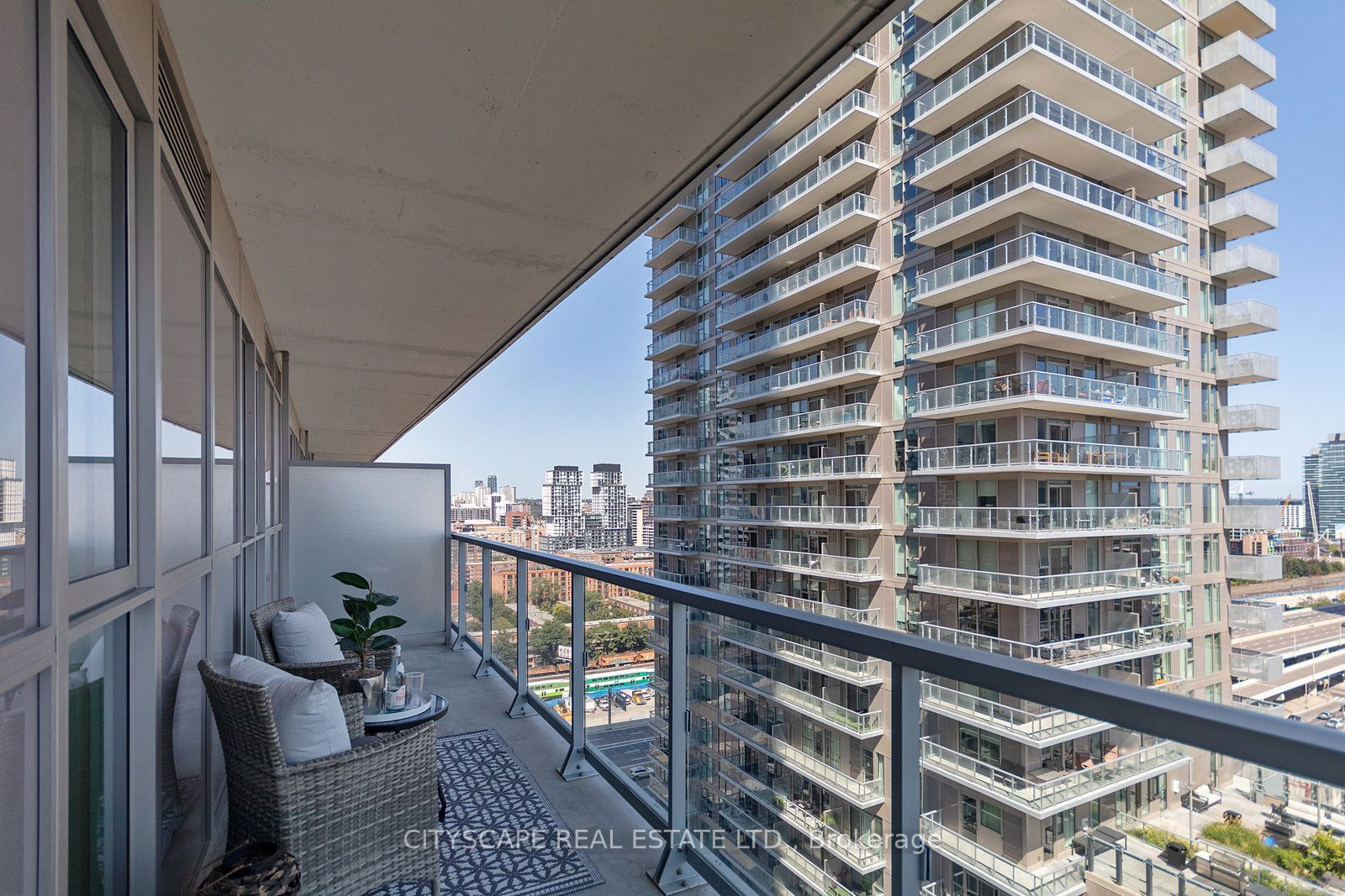 15 Lower Jarvis St, unit 1603 for sale