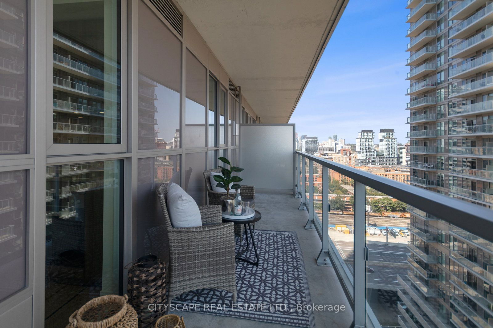 15 Lower Jarvis St, unit 1603 for sale - image #23