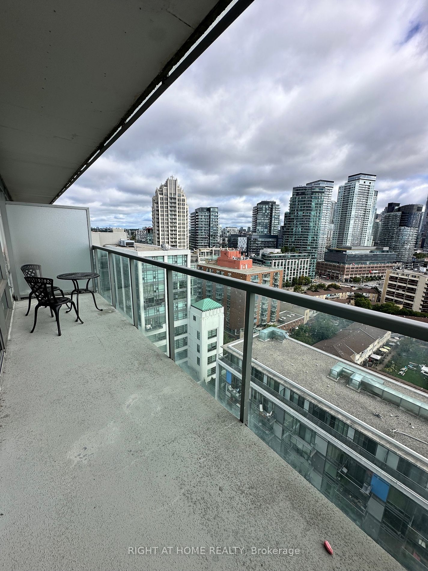 90 Stadium Rd, unit 1809 for rent - image #6