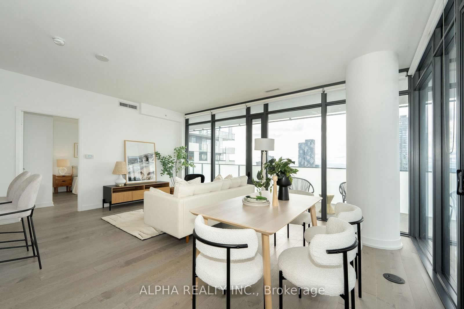 20 Lombard St, unit 3907 for sale - image #13