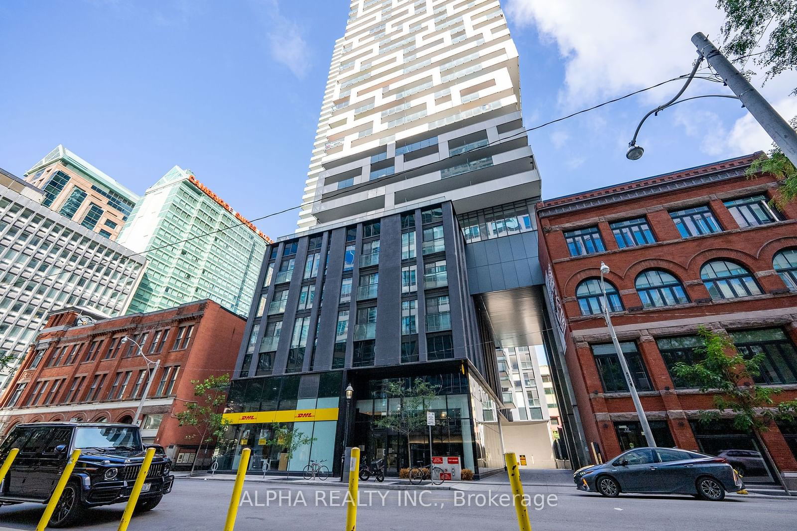 20 Lombard St, unit 3907 for sale