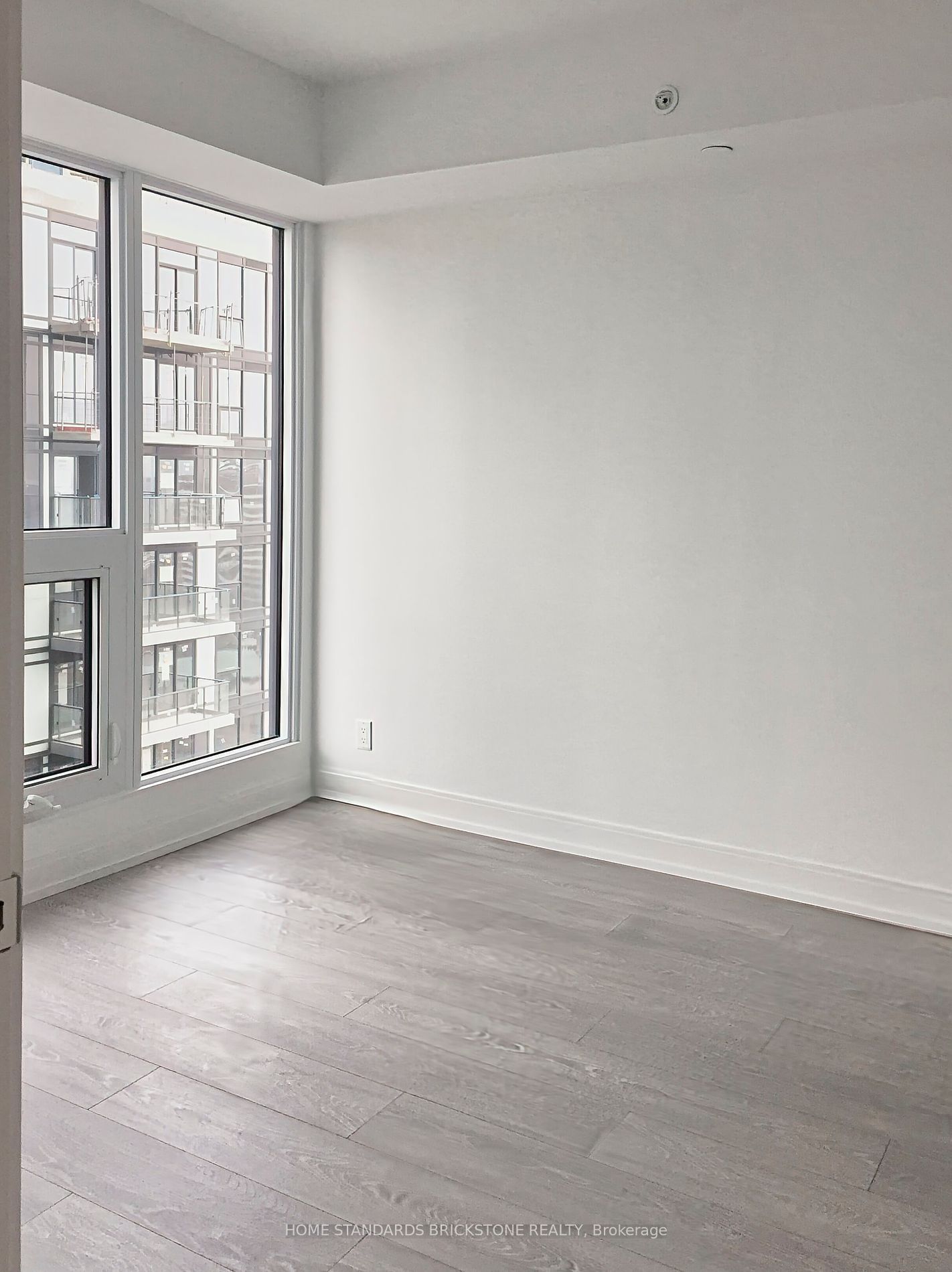 181 Dundas St E, unit 1815 for rent - image #6