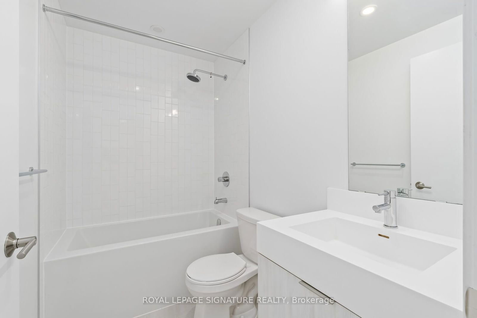 130 River St, unit 2301 for sale - image #6