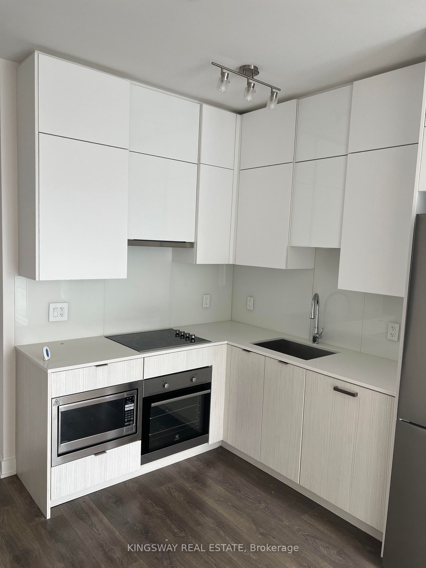 195 Redpath Ave, unit PH12 for sale