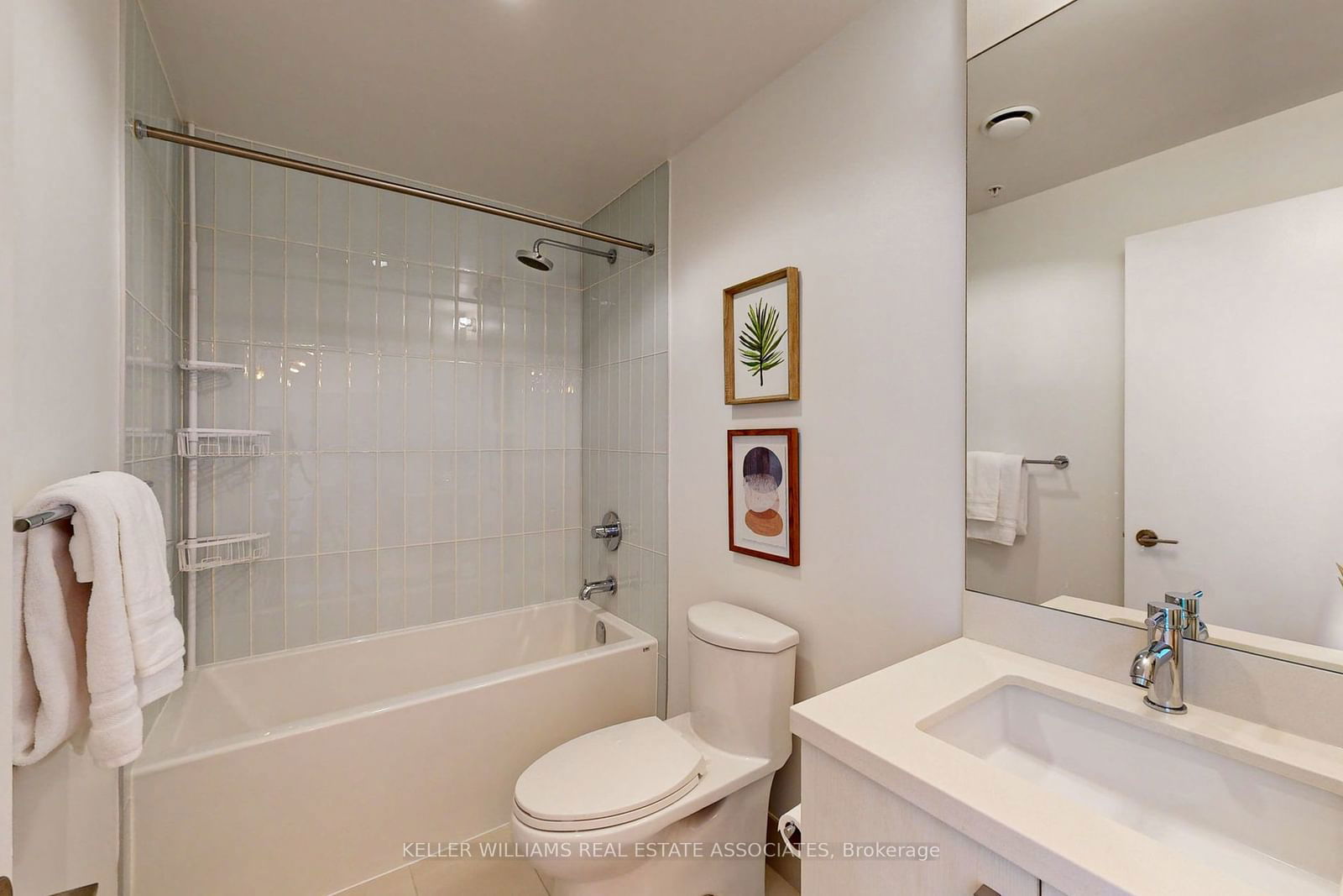 120 Bayview Ave, unit N921 for rent - image #17