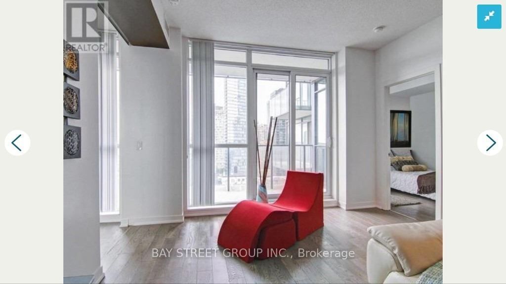 770 Bay St, unit 1812 for rent - image #4