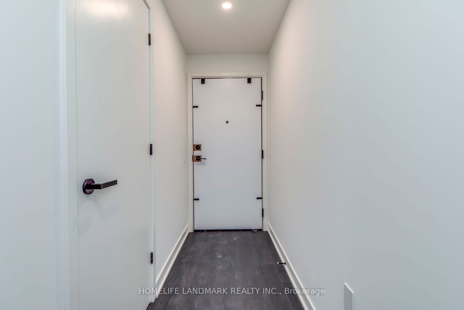 55 Charles St E, unit 4103 for rent - image #4