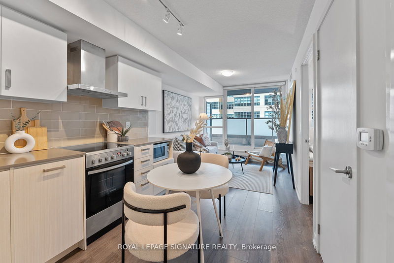 125 Redpath Ave, unit 305 for sale - image #1