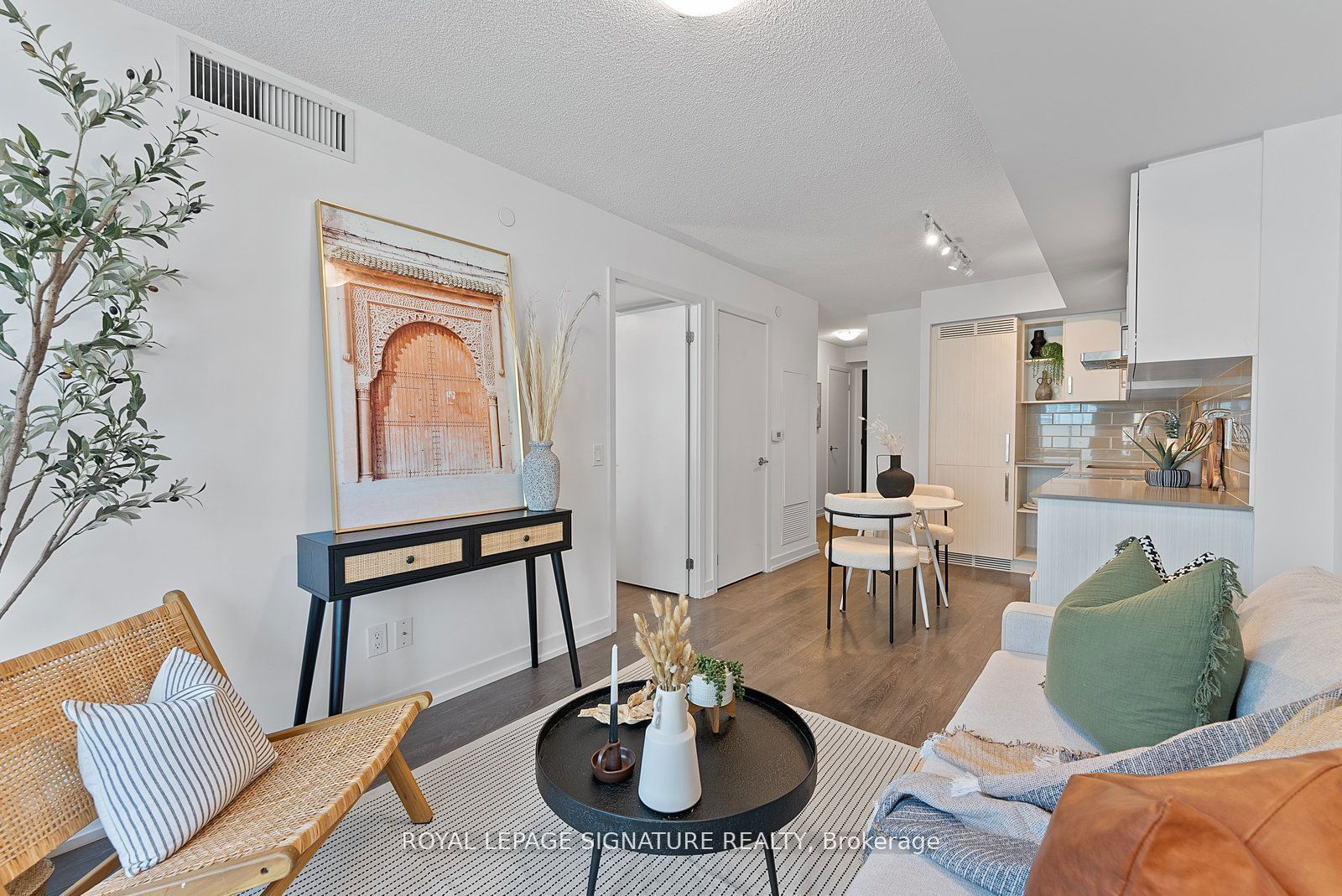 125 Redpath Ave, unit 305 for sale - image #17