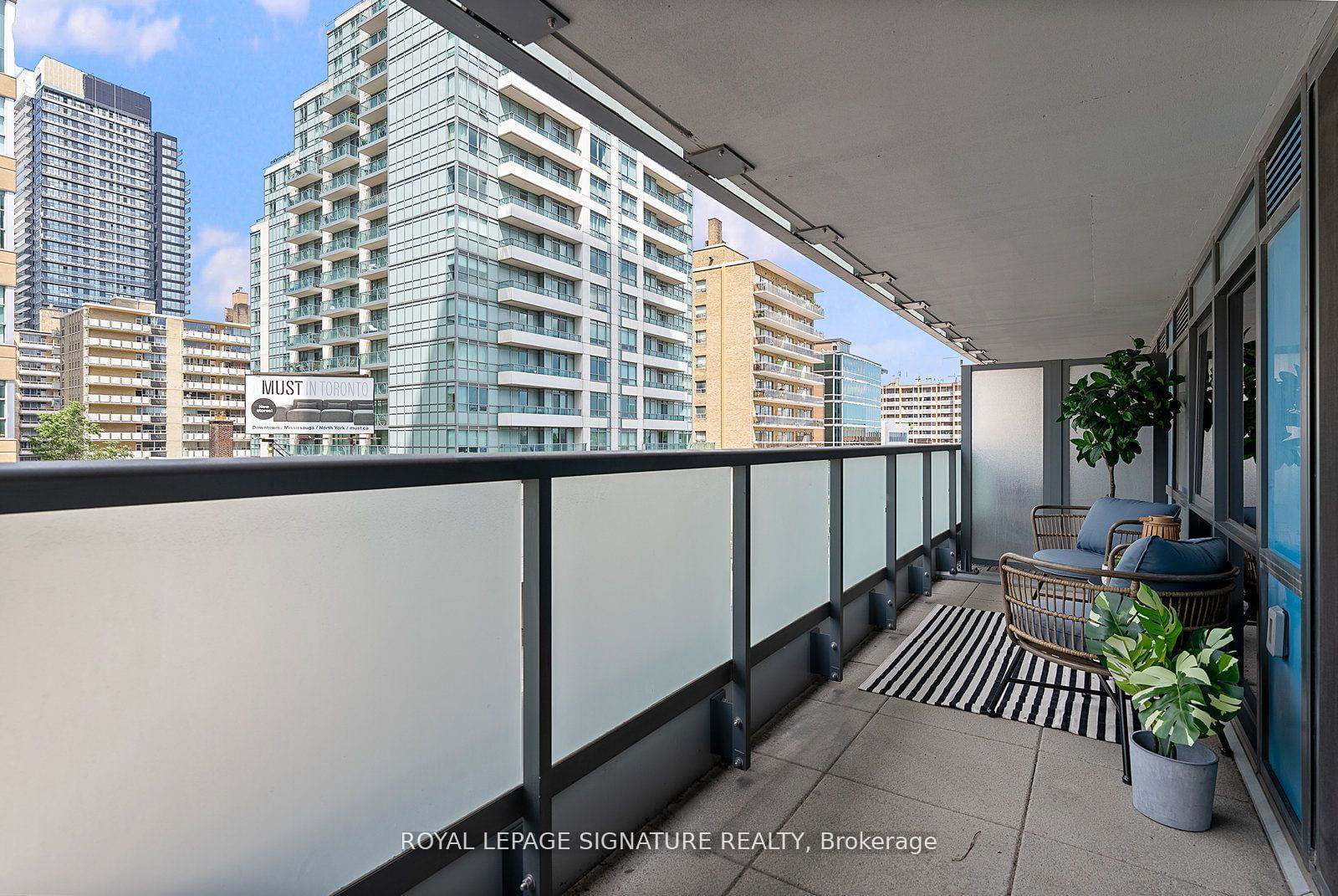 125 Redpath Ave, unit 305 for sale - image #28