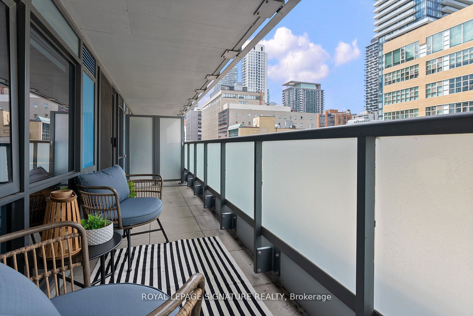 125 Redpath Ave, unit 305 for sale - image #29