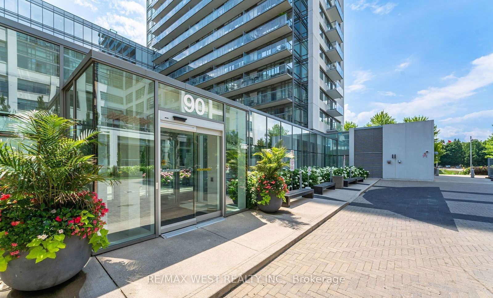 90 Stadium Rd, unit 501 for rent - image #1