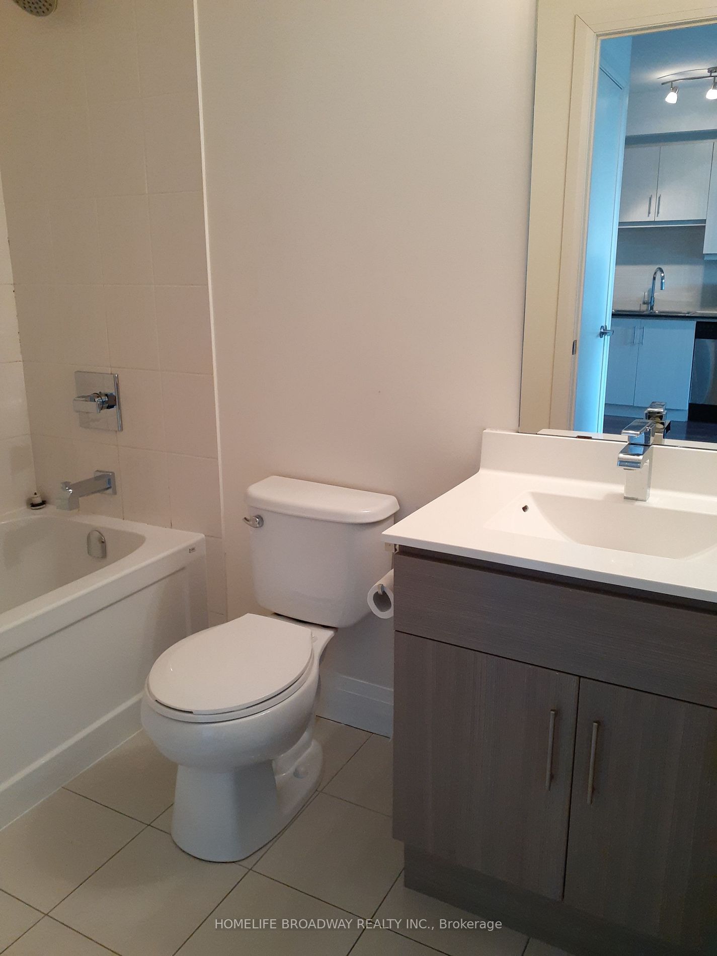 68 Canterbury Pl, unit 206 for rent - image #8