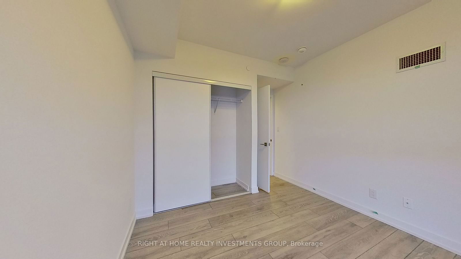 159 Wellesley St E, unit 1403 for rent