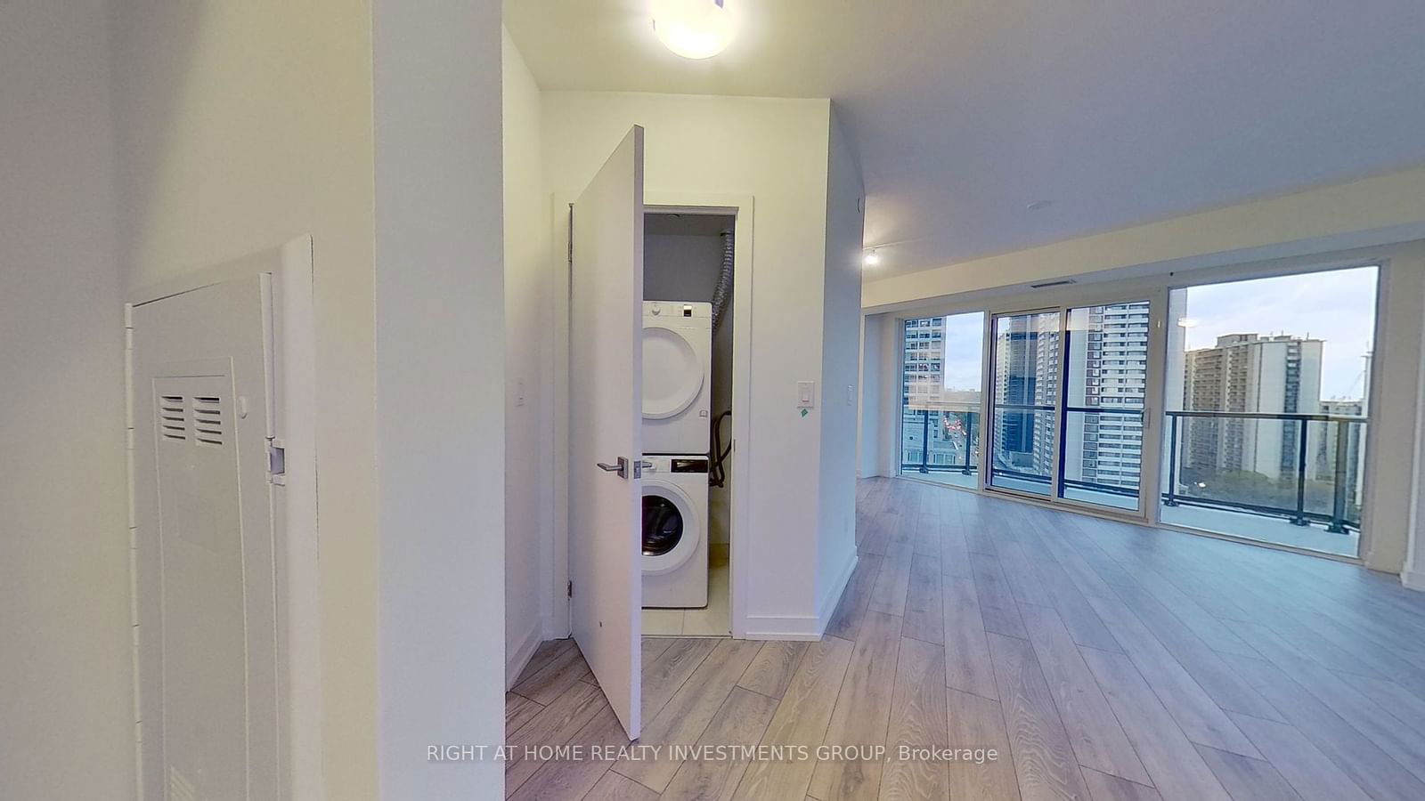 159 Wellesley St E, unit 1403 for rent - image #14