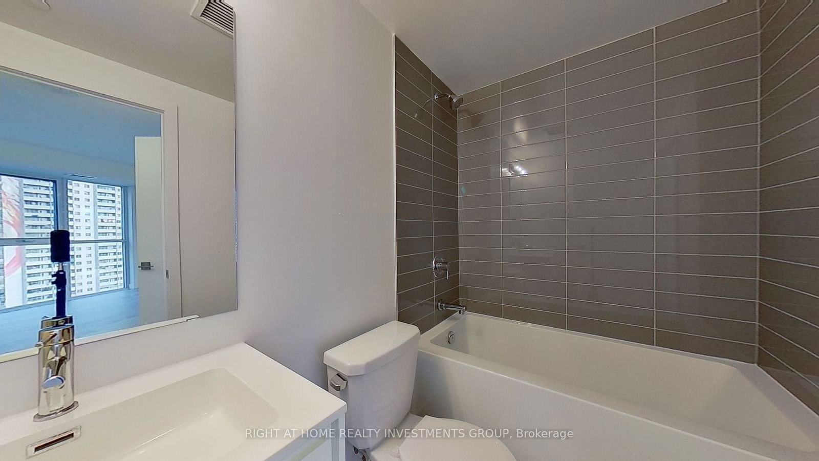 159 Wellesley St E, unit 1403 for rent - image #9