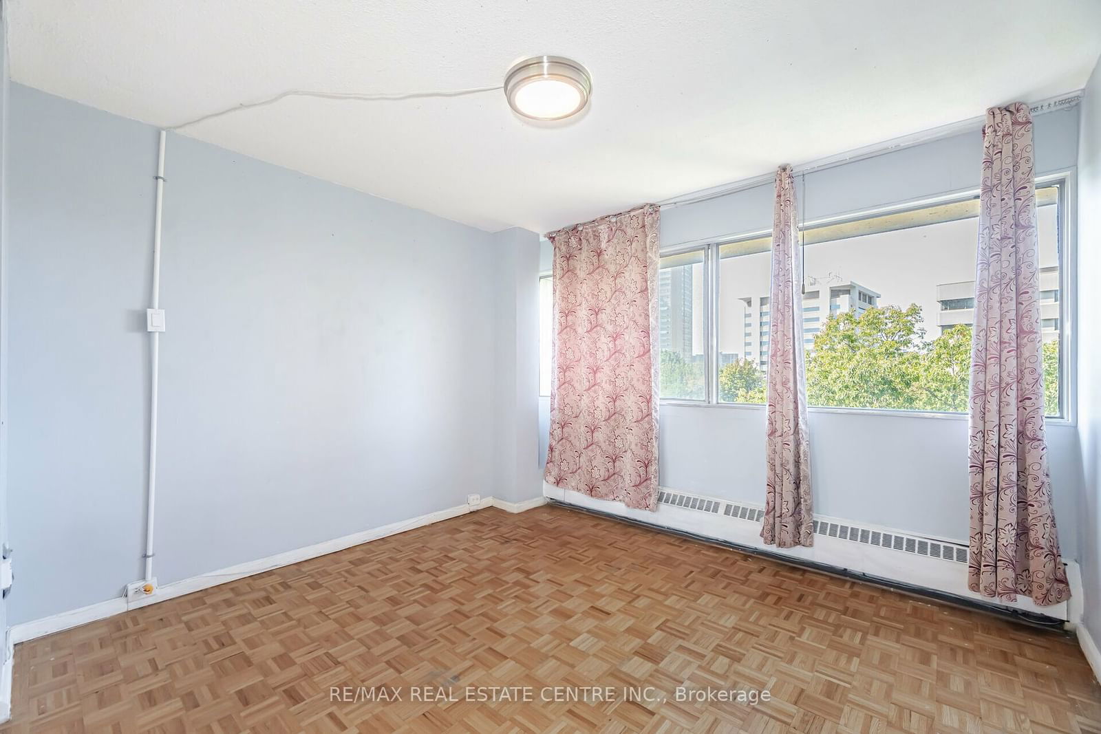 10 SUNNY Glwy, unit 607 for sale - image #20