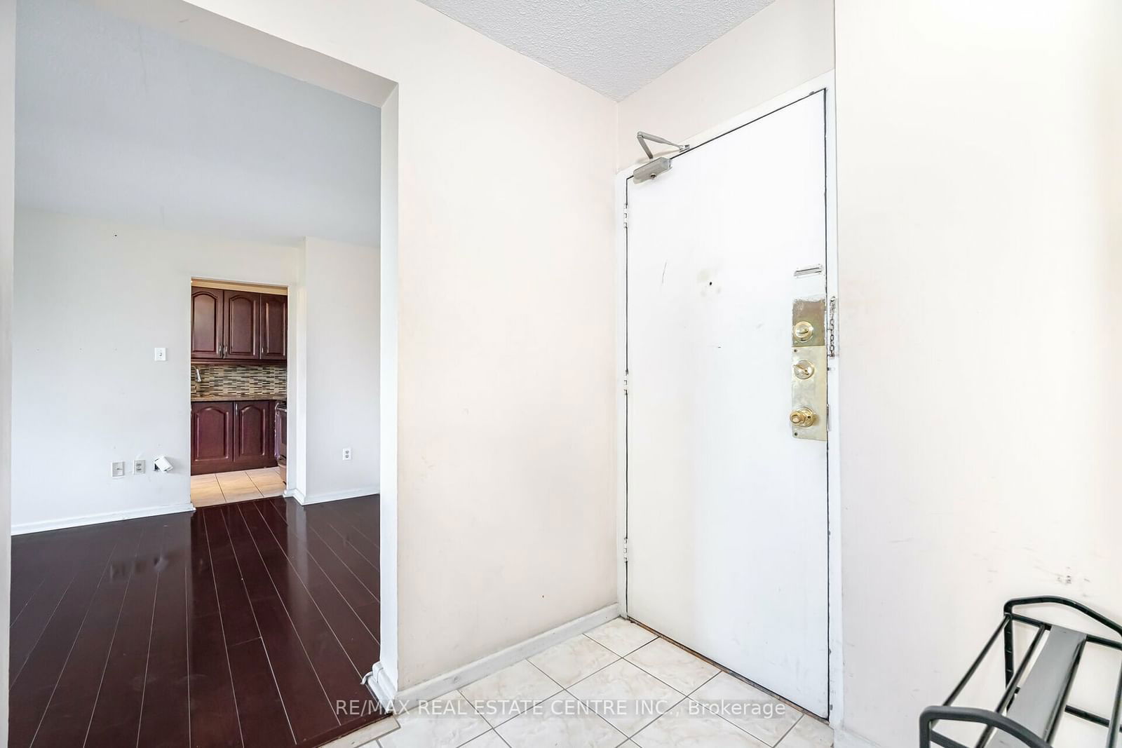 10 SUNNY Glwy, unit 607 for sale - image #8