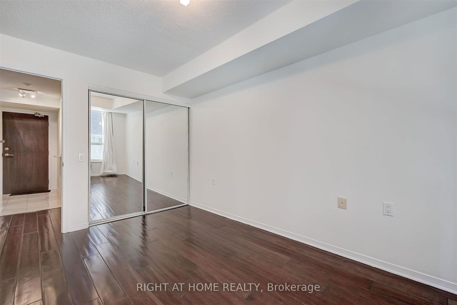 388 Bloor St E, unit 507 for sale