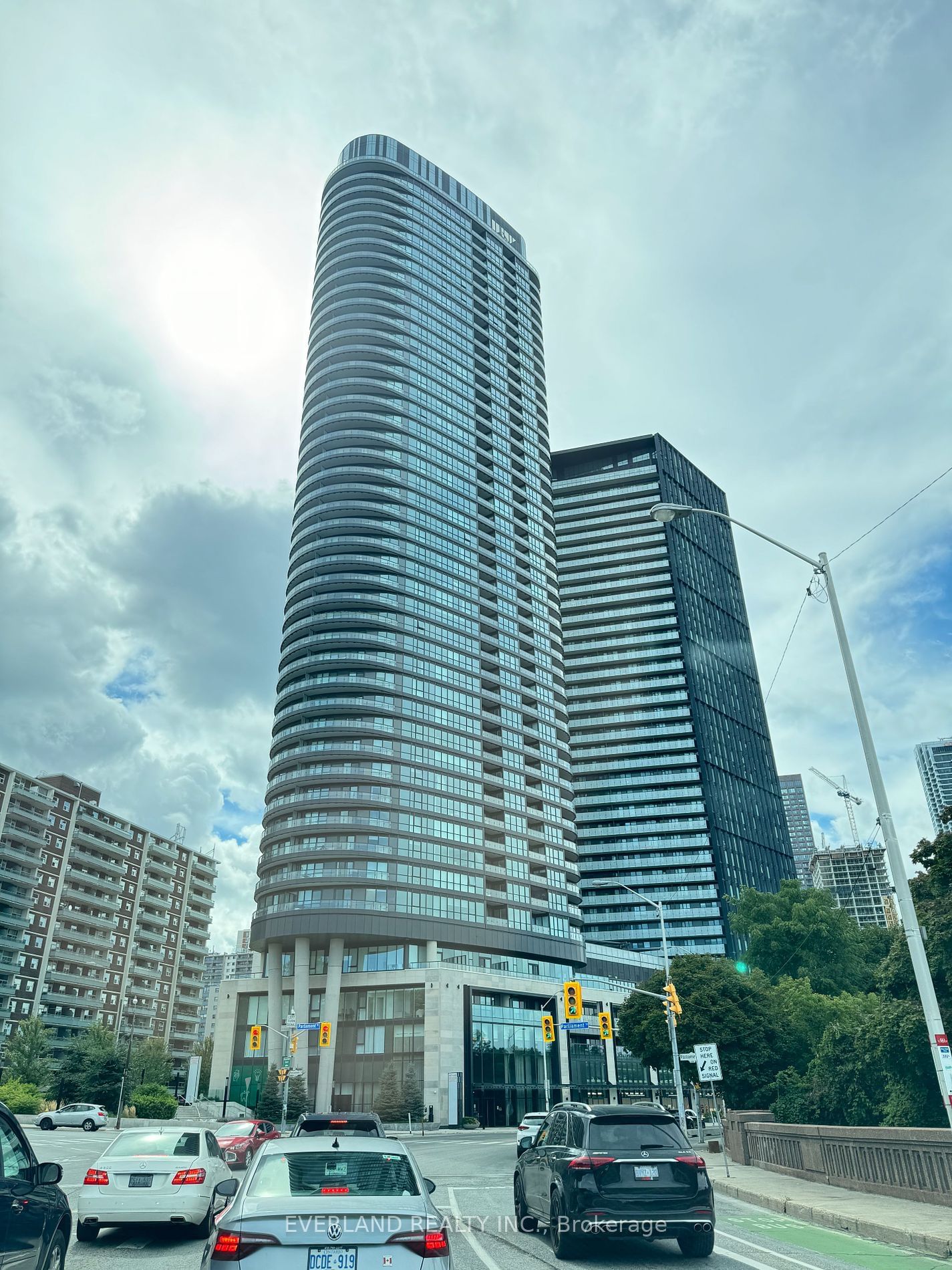 585 Bloor St E, unit 521 for sale - image #1