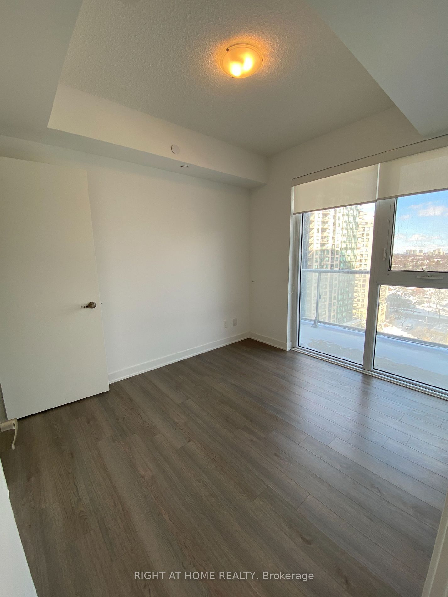 5180 Yonge St, unit 1007 for rent