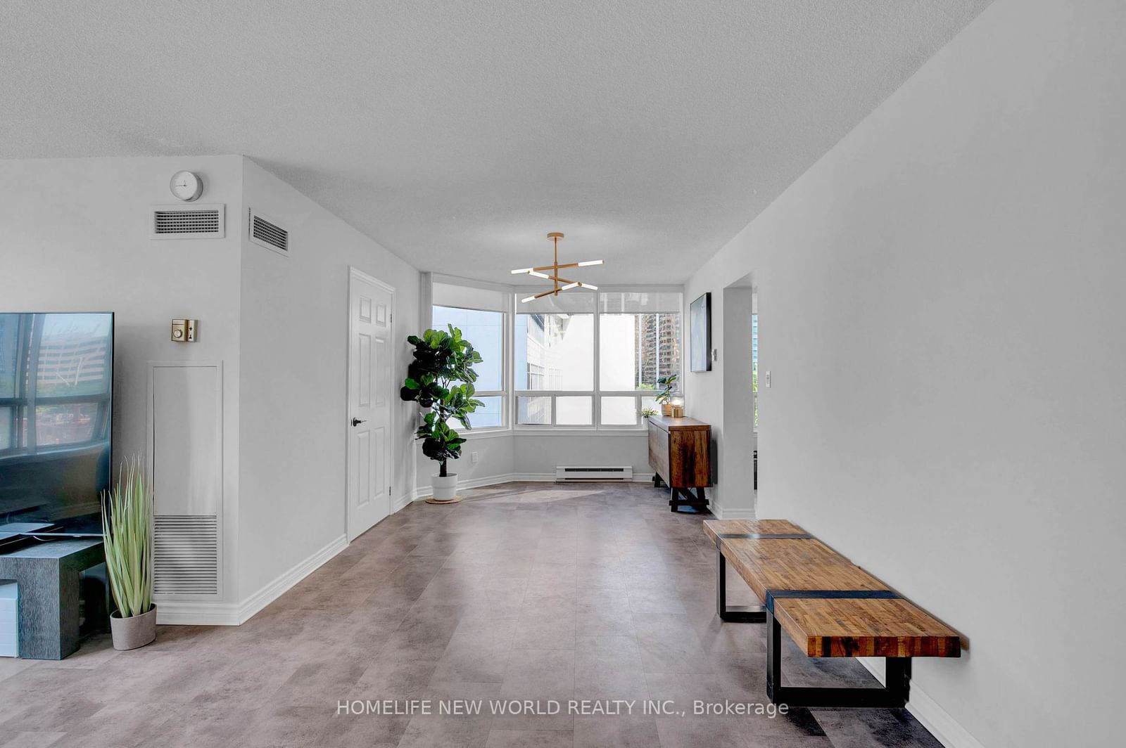 30 Greenfield Ave, unit 514 for sale - image #12