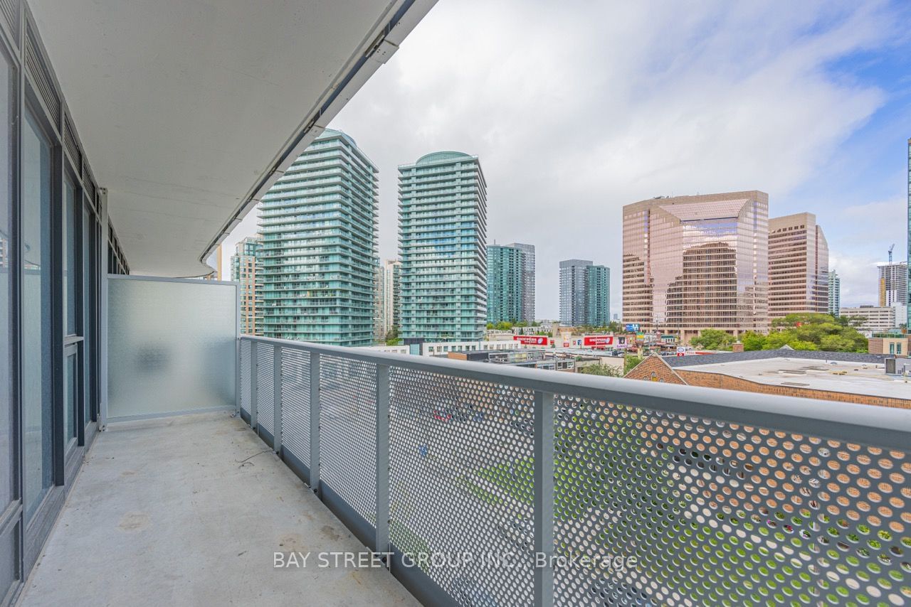 15 Holmes Ave, unit 505 for rent - image #11