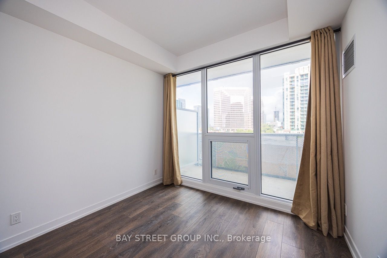 15 Holmes Ave, unit 505 for rent - image #7