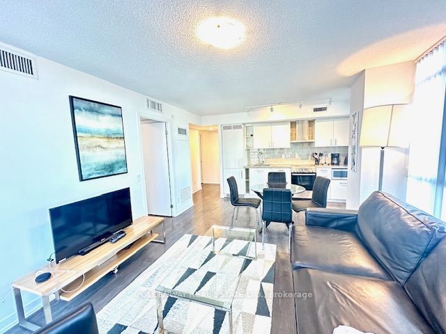 125 Redpath Ave, unit 1110 for rent