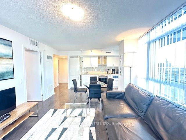 125 Redpath Ave, unit 1110 for rent - image #4