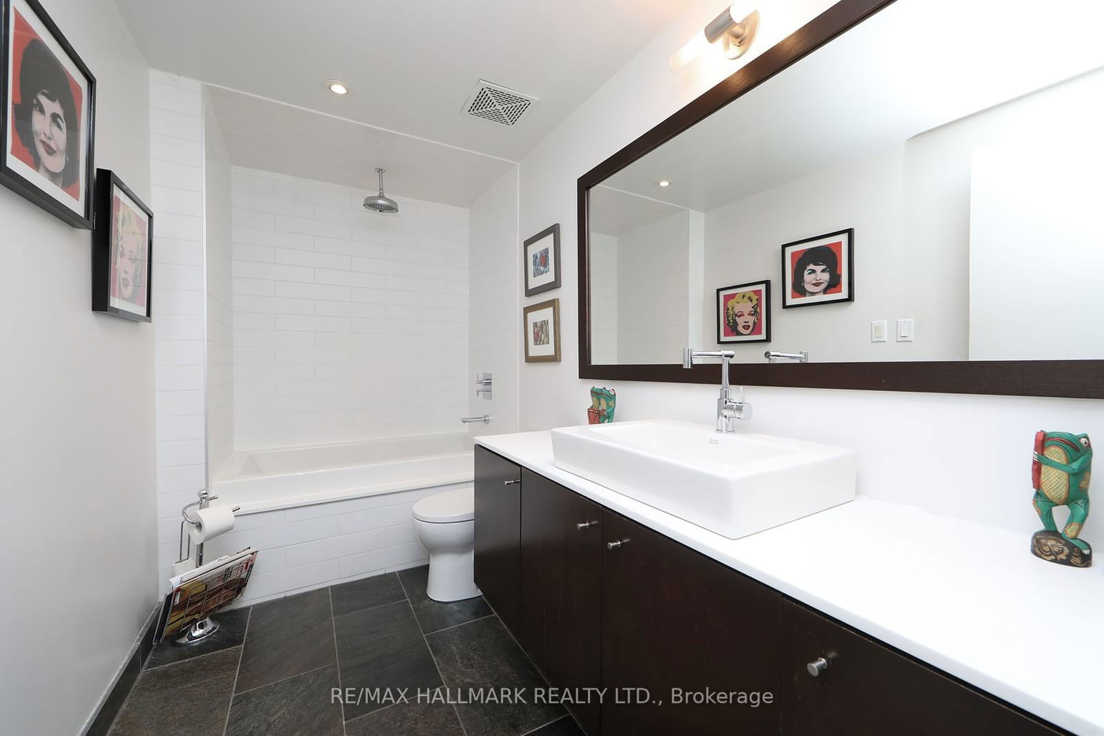 42 Camden St, unit 703 for sale - image #22