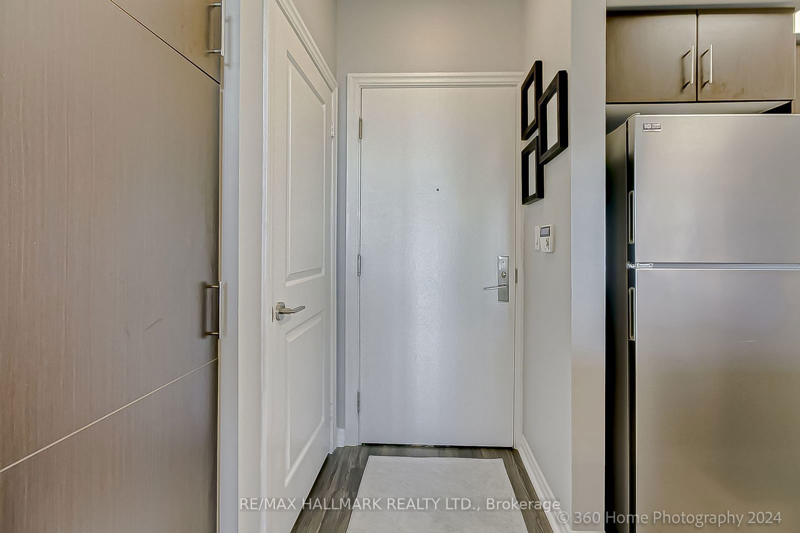 30 Herons Hill Way, unit PH02 for sale - image #4