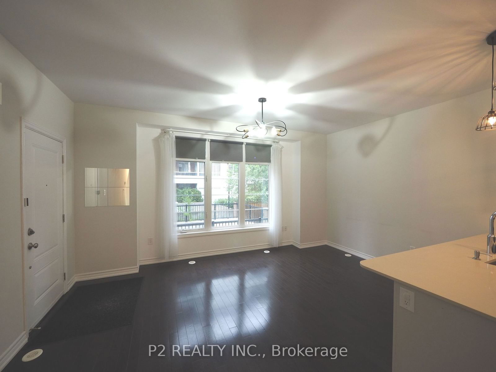 37 Drewry Ave, unit 15 for rent - image #4